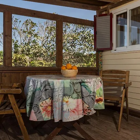 Cowboy With Sea View Country house *